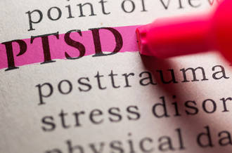 Le trauma imprime la mémoire par un chemin singulier