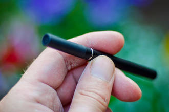 La cigarette électronique en trois questions
