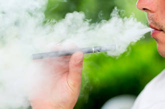 Cigarette électronique: ses effets sur le cœur, le cerveau et les voies aériennes supérieures