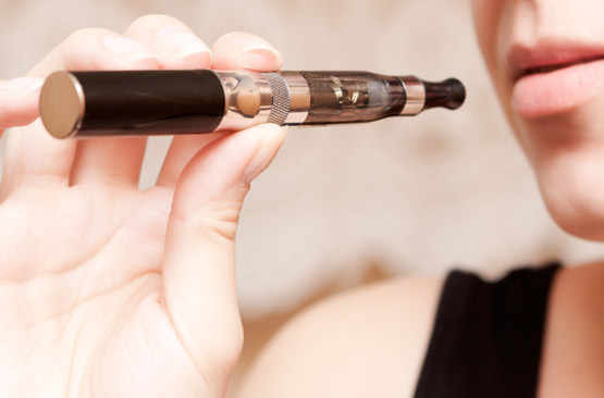 Il est trop tôt pour juger de l’innocuité de l’e-cigarette