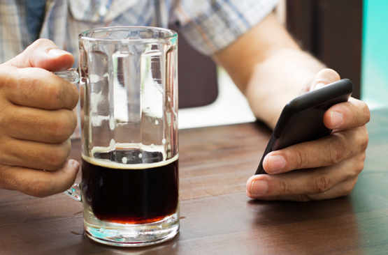 Surveiller sa consommation d’alcool sur son smartphone