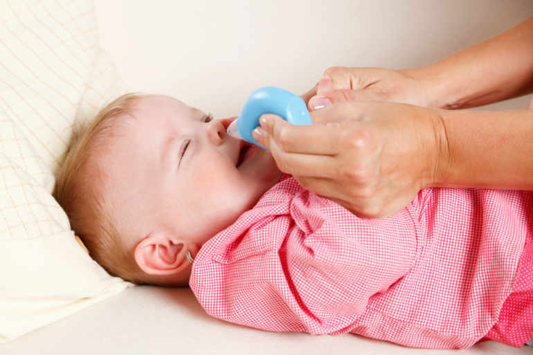 Déboucher le nez des bébés