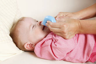 Déboucher le nez des bébés