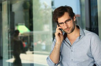 L’abus de téléphone portable nocif pour le cerveau