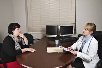 Chirurgie contre l’obésité: une intervention contraignante