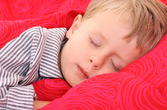 Enfant dormant paisiblement