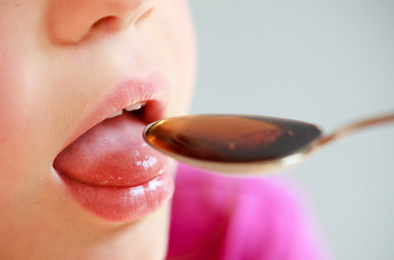 Medicaments En Cas De Fievre Et Utilisation Des Antibiotiques Chez L Enfant Planete Sante