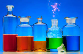 Potions de diverses couleurs