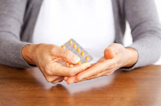 Mieux vivre la ménopause grâce au traitement hormonal