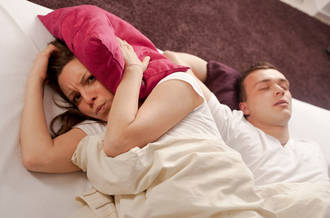 Chanter pour tenter de moins ronfler