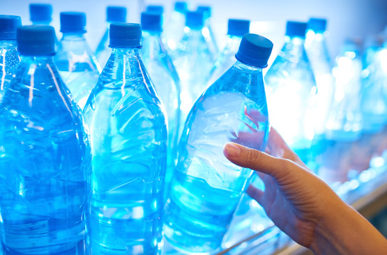 Environnement: le problème de l'eau en bouteille