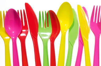 A table, intéressons-nous plus à nos couverts