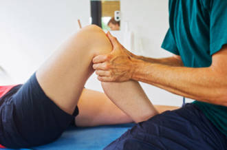 Rééduquer un genou après une prothèse