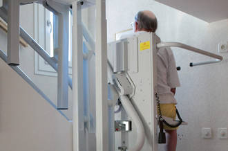 Pouvoir vivre chez soi le plus longtemps possible est l'objectif majeur du système de santé