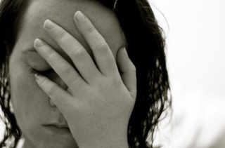 visage de femme fatiguée