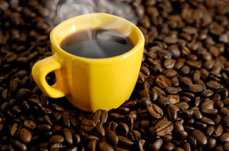 Accidents de la route sur de longs trajets: la consommation de café réduit le risque de 63%