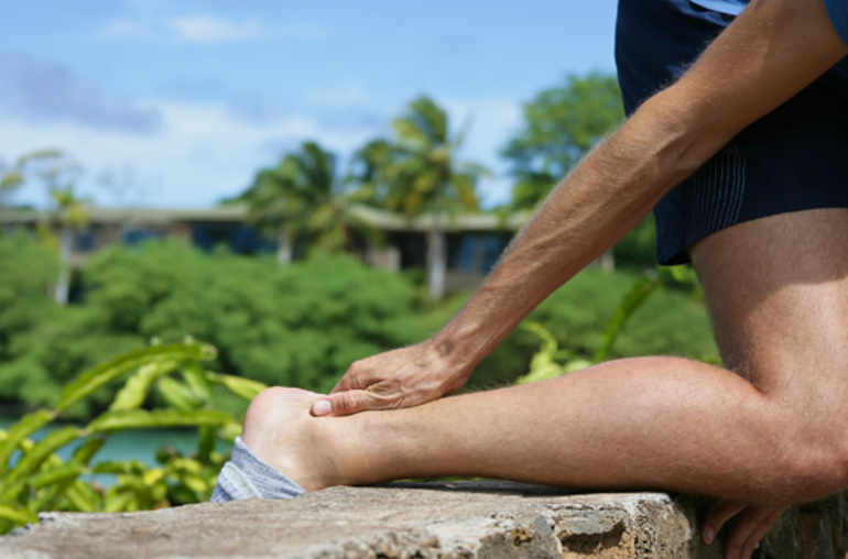 Douleurs au tendon d’Achille: quel traitement?