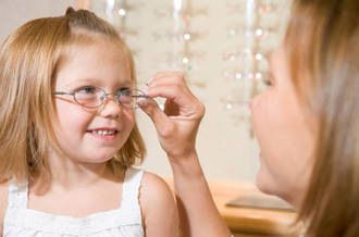 Pourquoi tant d'enfants sont-ils myopes?