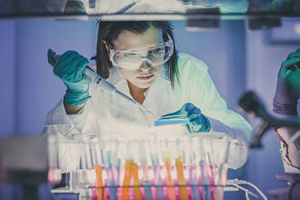 bébé_trois_adn_espoirs_contreverse