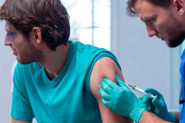 Vaccination des professionnels de santé