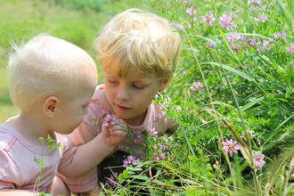 enfants_acquierent_langage