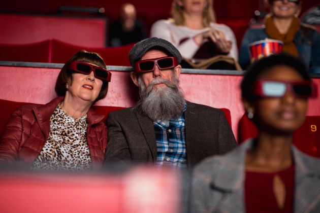 Cinéma avec lunettes 3D : Immersion et Technologie