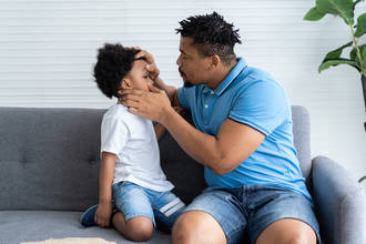 BV_que_faire_enfant_qqch_oeil