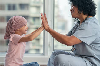 JEC_cancer_enfant_different_adulte