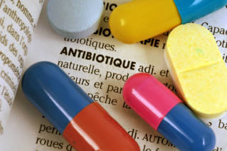 outil_divise_quatre_prescription_antibiotiques_enfants