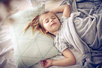 que_faire_enfant_dort_mal