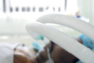 36.9_coma_artificiel